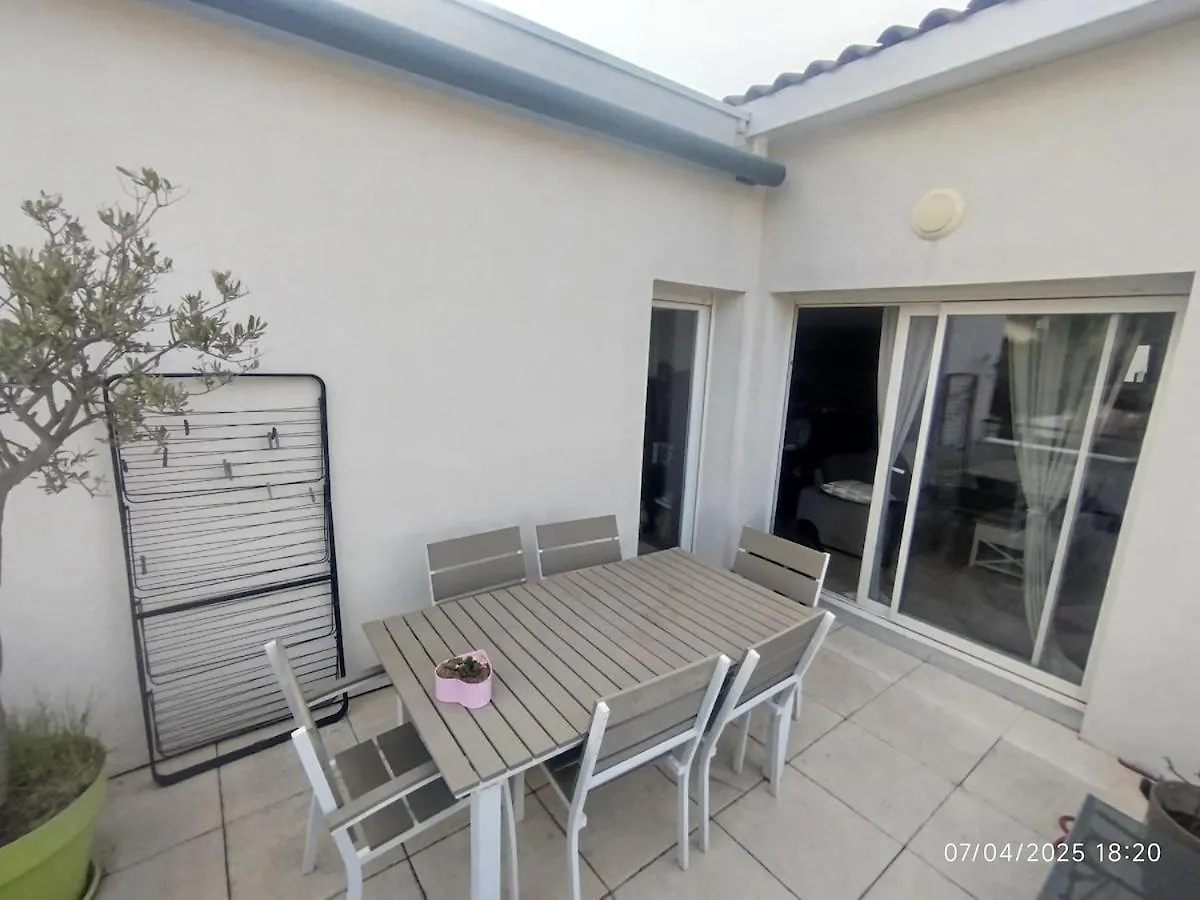 Apartment Calanques Marseille France